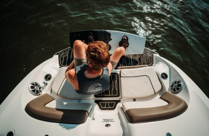 aquatraction-marine-flooring-image-600